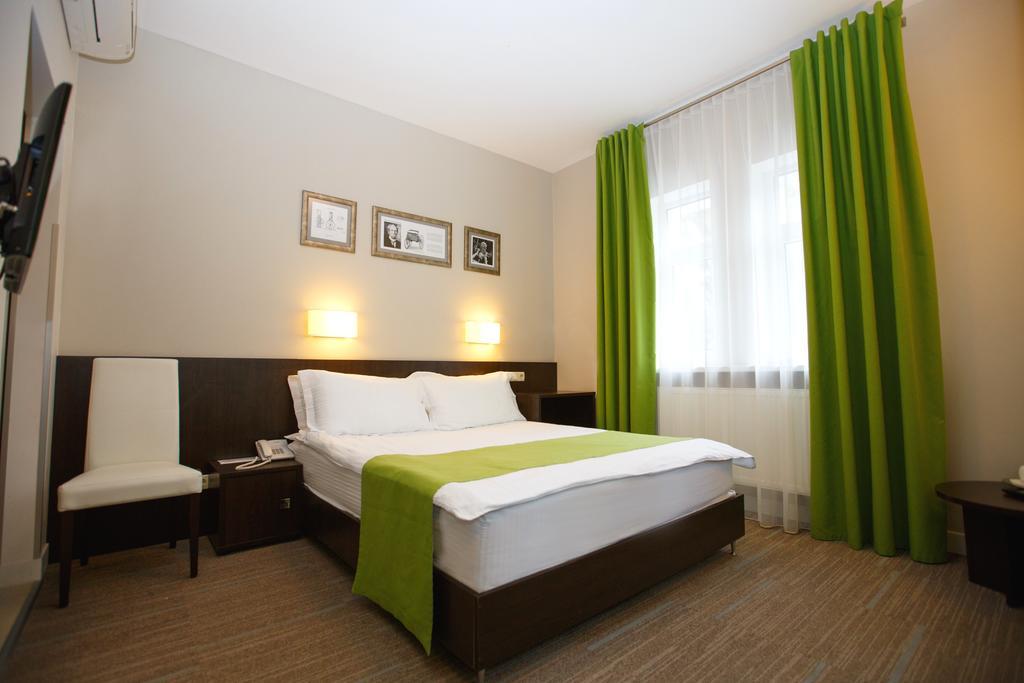 Hotel Schiller Kamjanske Zimmer foto
