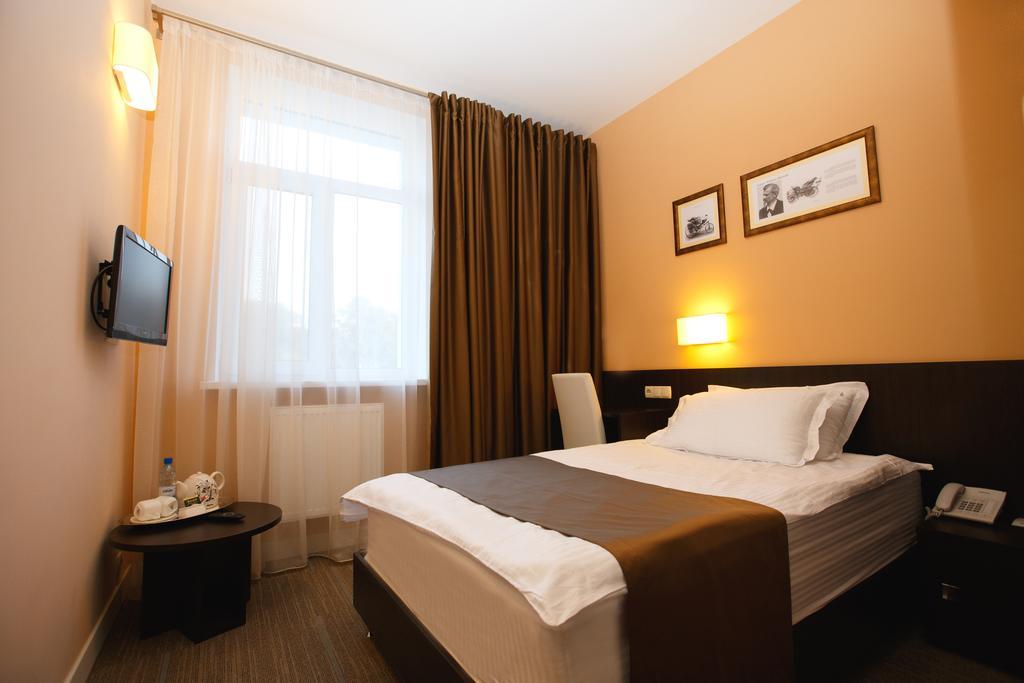 Hotel Schiller Kamjanske Zimmer foto