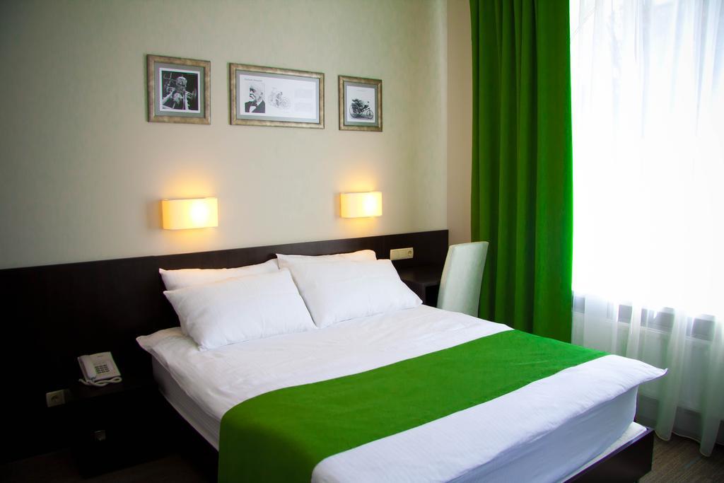 Hotel Schiller Kamjanske Zimmer foto